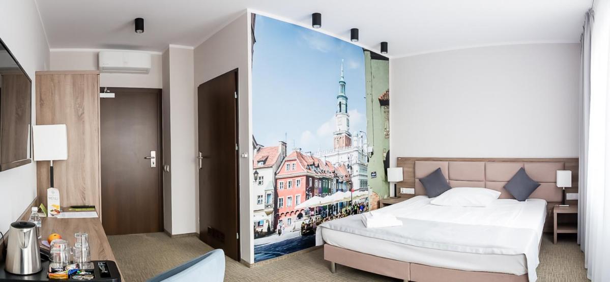 Meet Poznan Hotel Exterior photo
